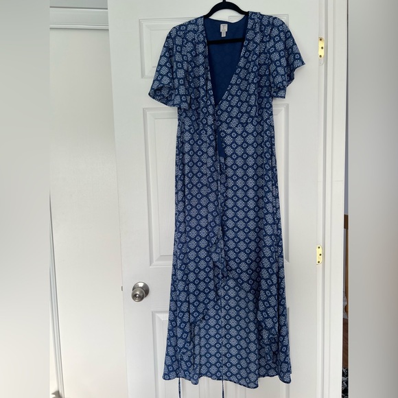 Tristan Dresses & Skirts - Tristan Navy and White Patterned Maxi Wrap Dress size S